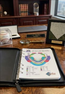 VINTAGE 2002 Arizona Diamondbacks World Champions 6-Ring Planner / Portfolio binder