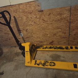 Pallet jack.. 125
