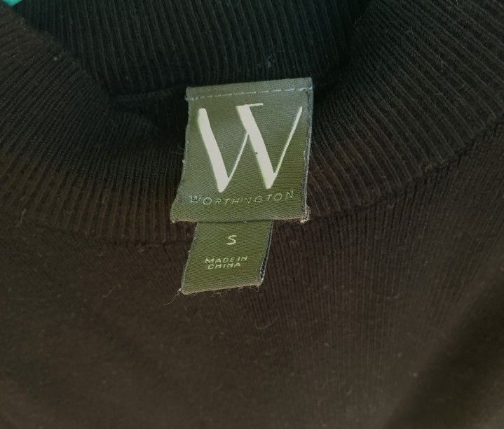 Worthington Ladies Sleeveless Sweater
