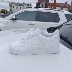 Brand New And Original Men's Nike Air Force Ones Sneakers Size 11