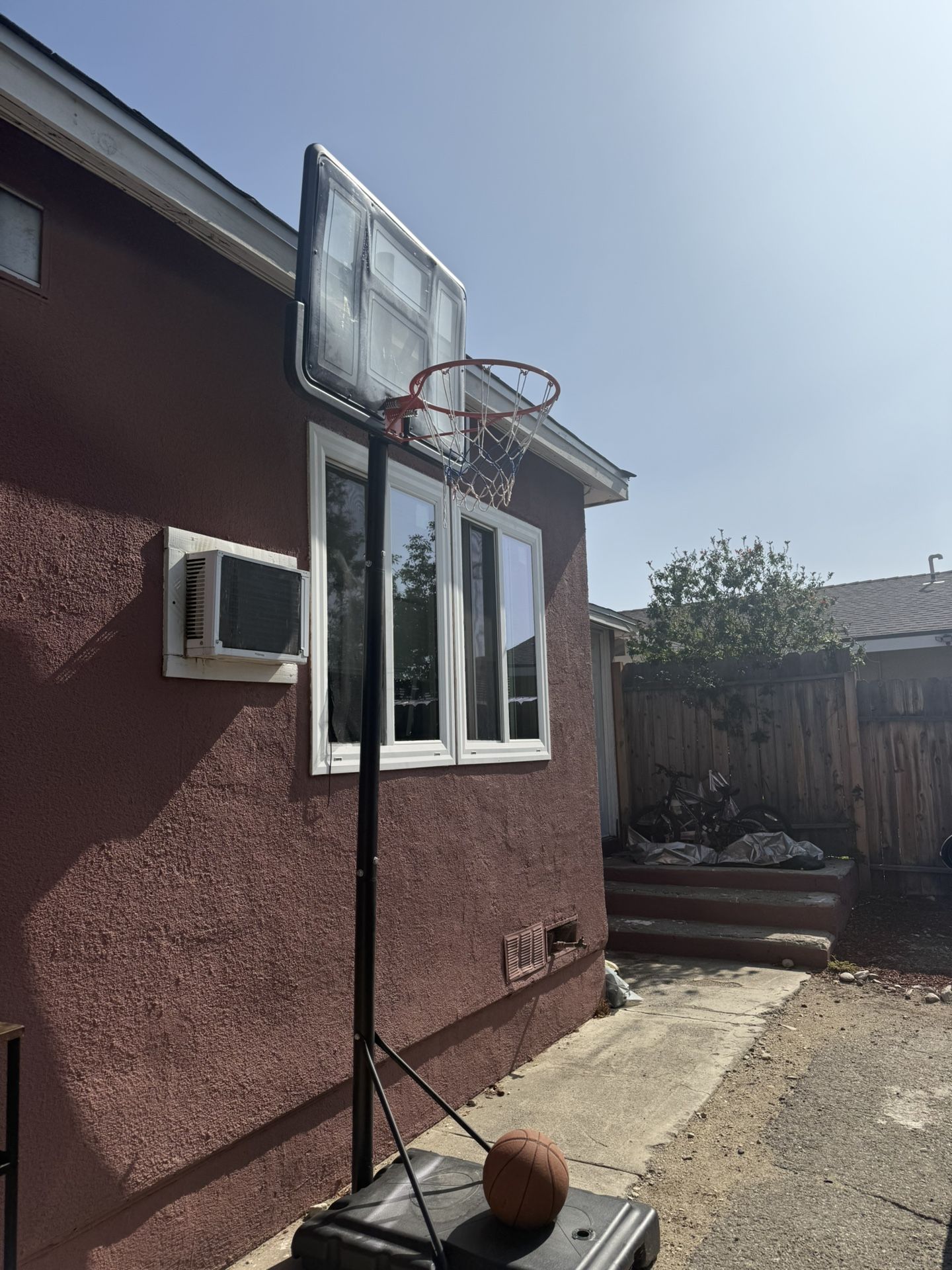 Free Basketball Hoop