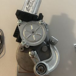 AMP110-1022 Assy Step Actuator Curved A