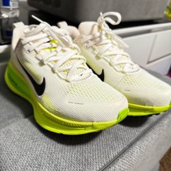 Women’s Vomero 18