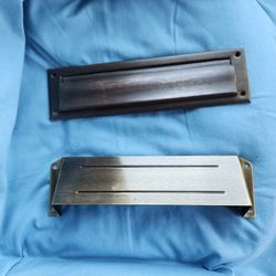 MAIL SLOT XL SIZE FOR DOOR, EXTERIOR WALL, GARAGE DOOR - SECURE SPRING MOUNTED INTERIOR HOOD