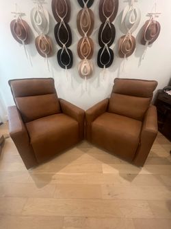 Set of 2 Modern Faux Leather Accent Chairs
