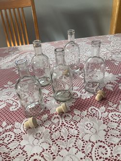 Clear Bottles With Stoppers