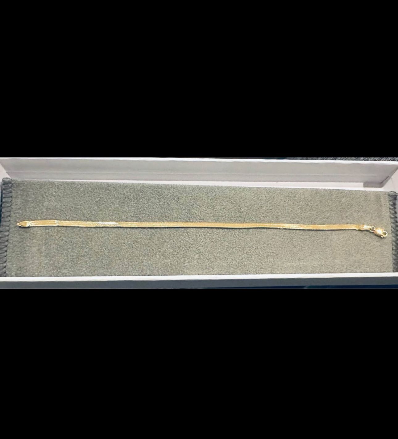 10k Bracelet 7.5 Inches