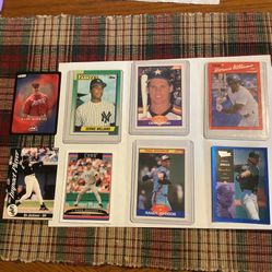Baseball Card Collection Including Randy Johnson Rookie Card, Bernie Williams, Greg Maddox, Randy Johnson Diamondbacks, Craig Biggio,
