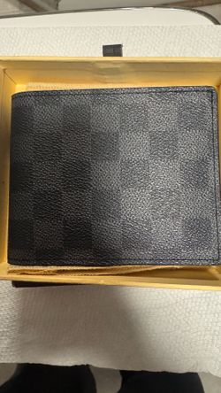 Luis Vuitton Men Wallet