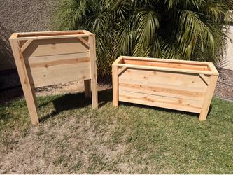 Cedar Wood Planter Boxes (multiple)