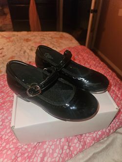 Girls tap shoes