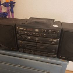 1996 SHARP Stereo System