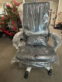 Recliner Gray Office Chair with Wheels