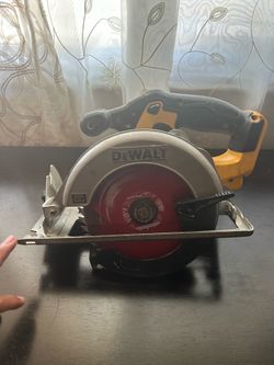 Dewalt Circular Saw