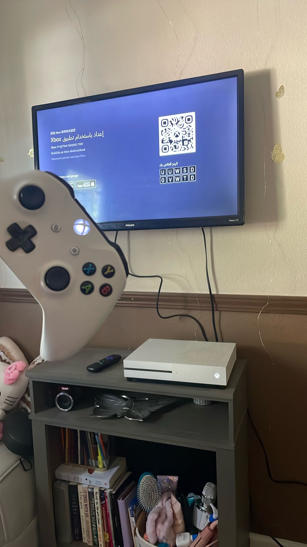 XBOX ONE S / GTA 5, CONTROLLER & CABLES