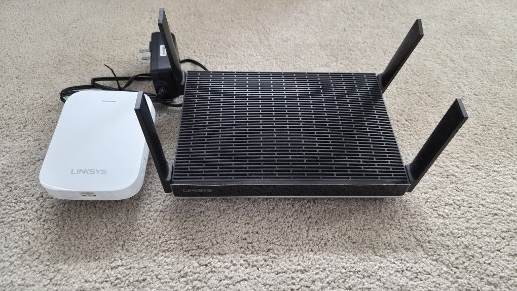 Linksys WIFI Router And Extender