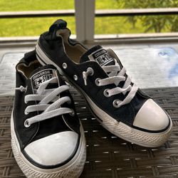 Converse Women Black and White Sneakers