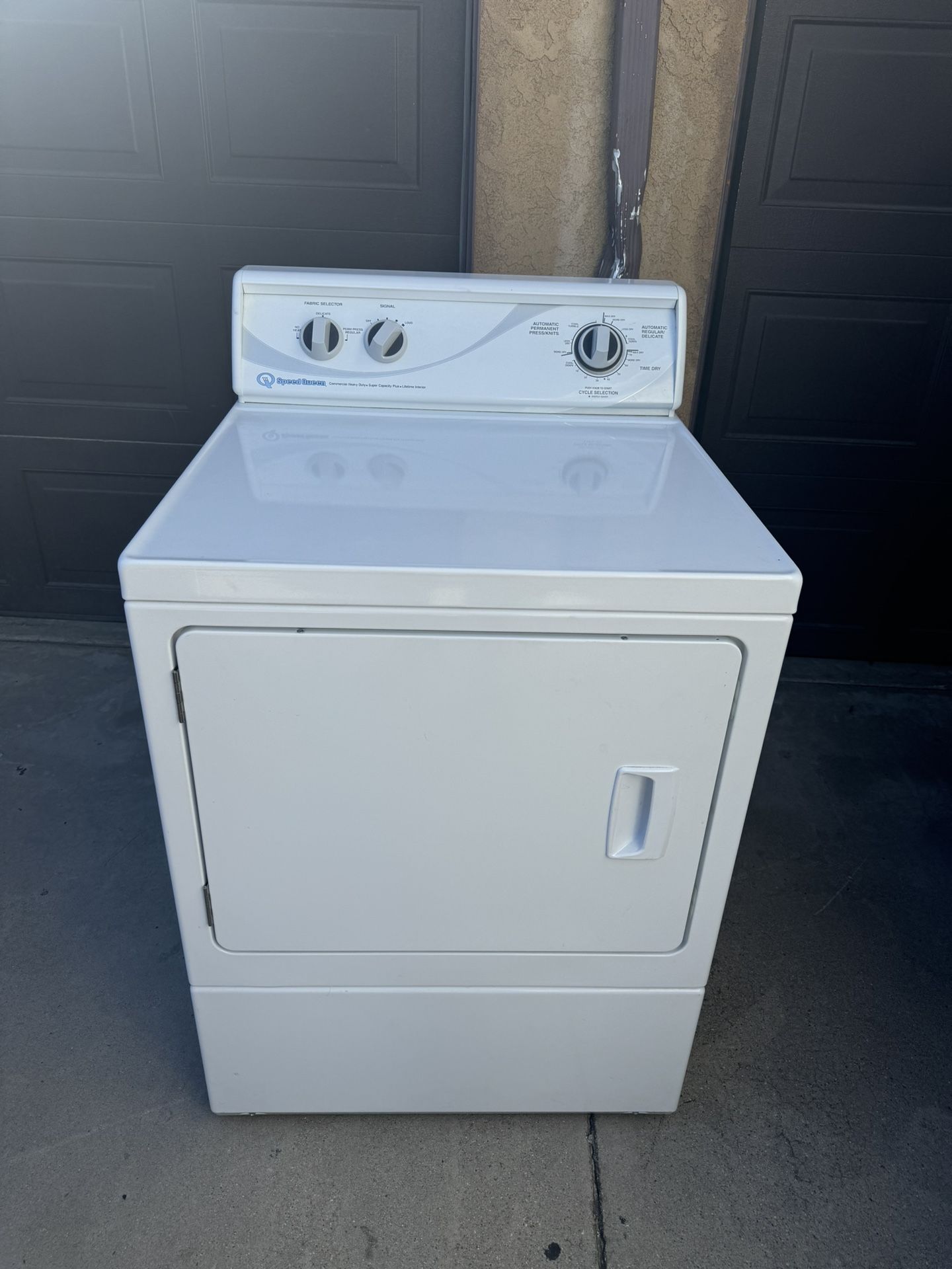 Electric Speed Queen Dryer