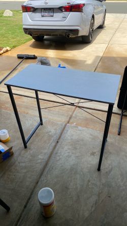 Small desk