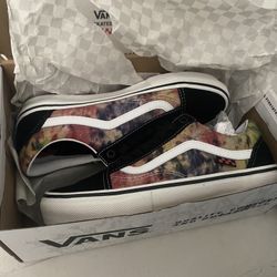 Vans 