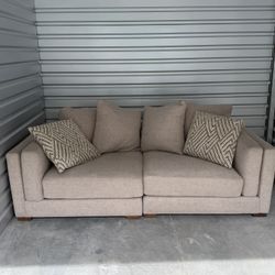 🔥 MOVING SALE – FULL SET $300 (MUST GO ASAP) 🔥