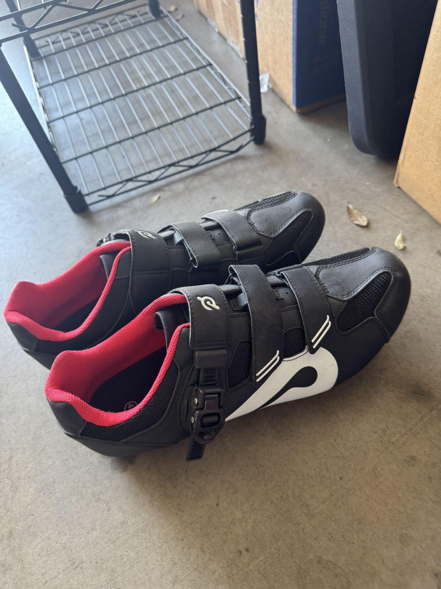 Peloton & CyclingDeal Road Cycling Shoes – Sizes 39 & 47