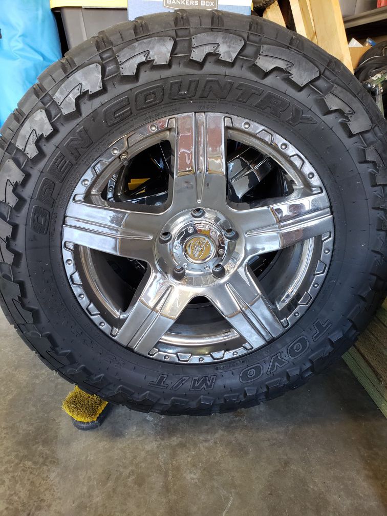 Wheels for Totoyta Tundra and tires