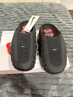 Nike Mind 001