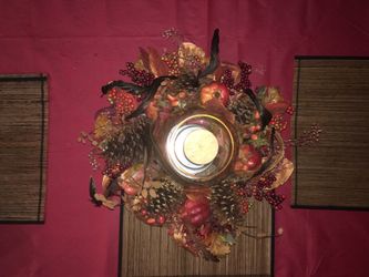 Thanksgiving center piece table