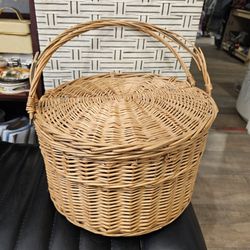 Rattan Basket Used Good W Top 