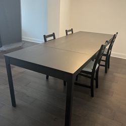 Extendable Table With 4 Chairs