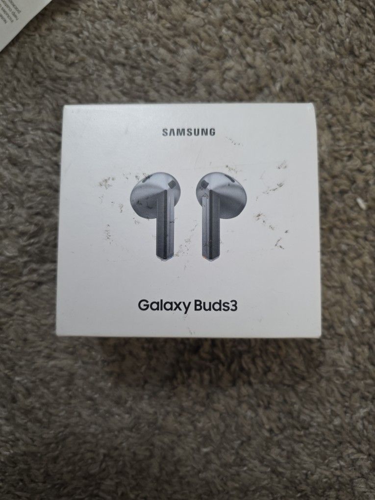 SAMSUNG Galaxy Buds 3 Pro AI True Wireless Bluetooth Earbuds, Noise Cancelling, Sound Optimization, Real-Time Interpreter, Redesigned Comfort Fit Lati
