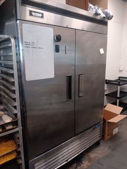 Bison Refrigeration 2-Door Commercial Reach-In Refrigerator
