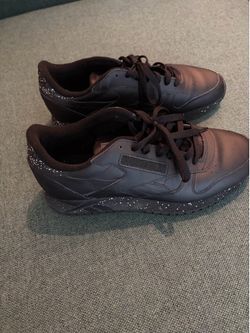 Men’s Reebok sneakers size 9 new