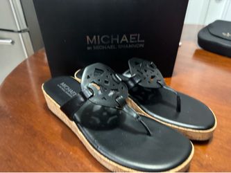 Size 11- Brand new Michael Shannon Kors black sandals