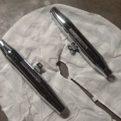Harley-Davidson Mufflers 