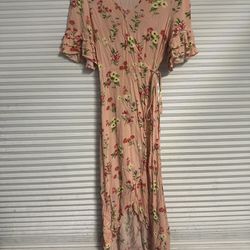 Floral Dress Size S, Never Used Pick Up Near Tully And Monterey Rd SJ CA 95112
