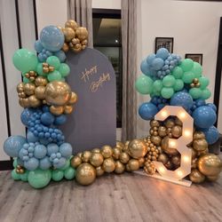 BALLOON DECOR