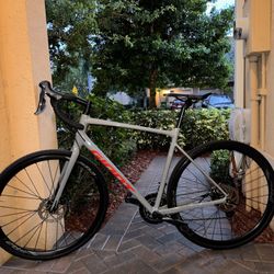 Giant Contend AR 3 (Large )