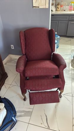 Recliner normal wear good condition