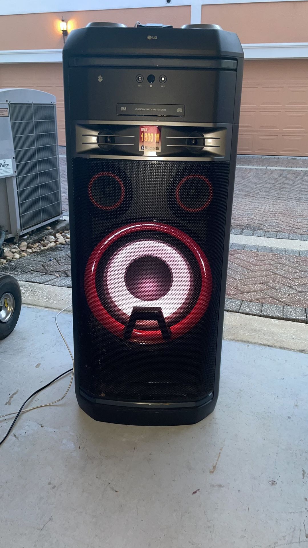 LG XBOOM OK99 1800W Home Entertainment System, Bluetooth, Pickup Only
