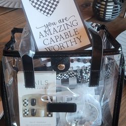 Checkered Themed Purse Gift Set