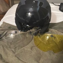 Kracess Helmet 
