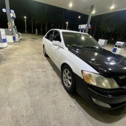 Toyota Avalon XlS Sedan 4d