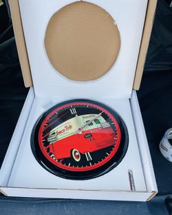 NEW!! Snap On Tools Truck Wall Clock Snappy License Plate (RARE) Perfect In Your Garage Or Mancave Perfect Gift