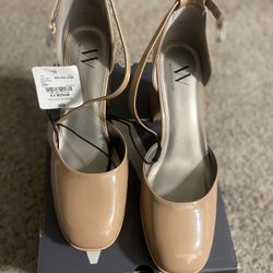 Women’s Tan High Heels Size 9.5 