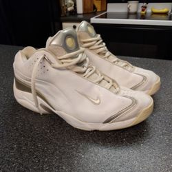 NIKE. AIR. FLIGHT.  VERY CLEAN COOL DESIGN. SIZE. 11. 