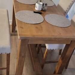 Dining Table With Chairs 