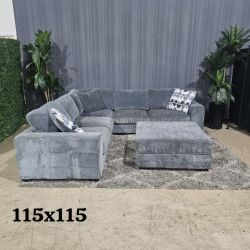 🛋️Blue Comfy Sectional Sofa & Ottoman w/ Storage (Delivery Available!! )