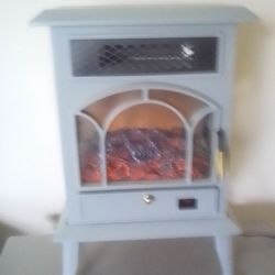 Portable Electric Heater With fake Flames $25